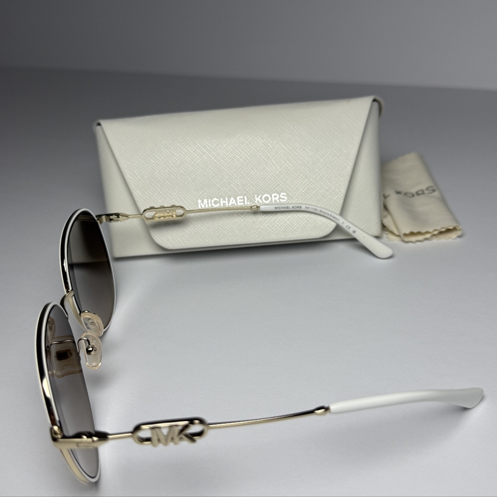 Chic Brown Gradient Sunglasses - image 4